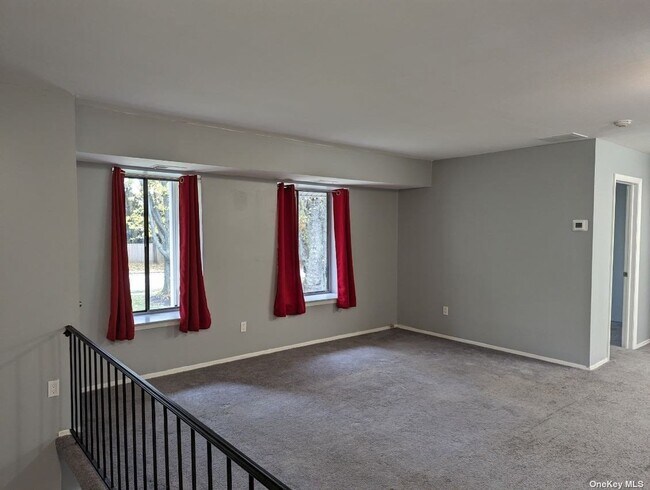 Building Photo - 6 Aspen Ct
