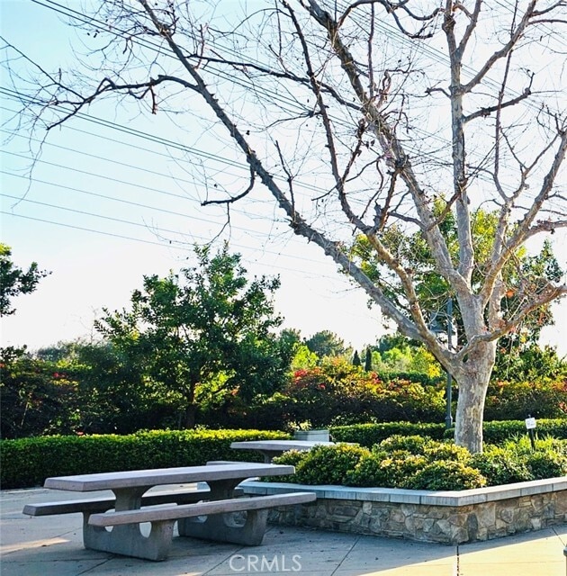 Building Photo - 15549 Jasmine Pl