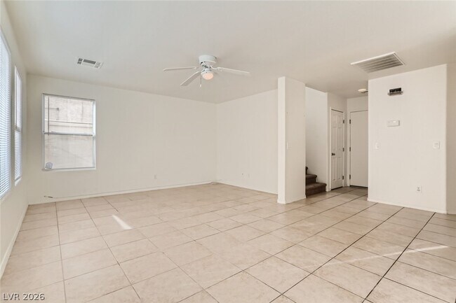 Foto del edificio - 2537 Begonia Valley Ave