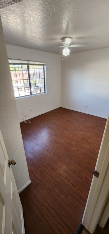 Foto del edificio - 578 W 18th Ave