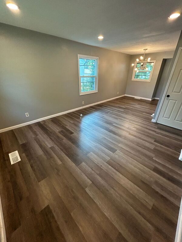 Building Photo - 236 Cameron Rd