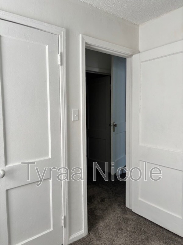 Foto del edificio - 22241 Lyndon St