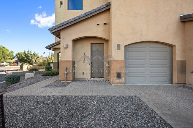 Building Photo - 5998 N 78th St