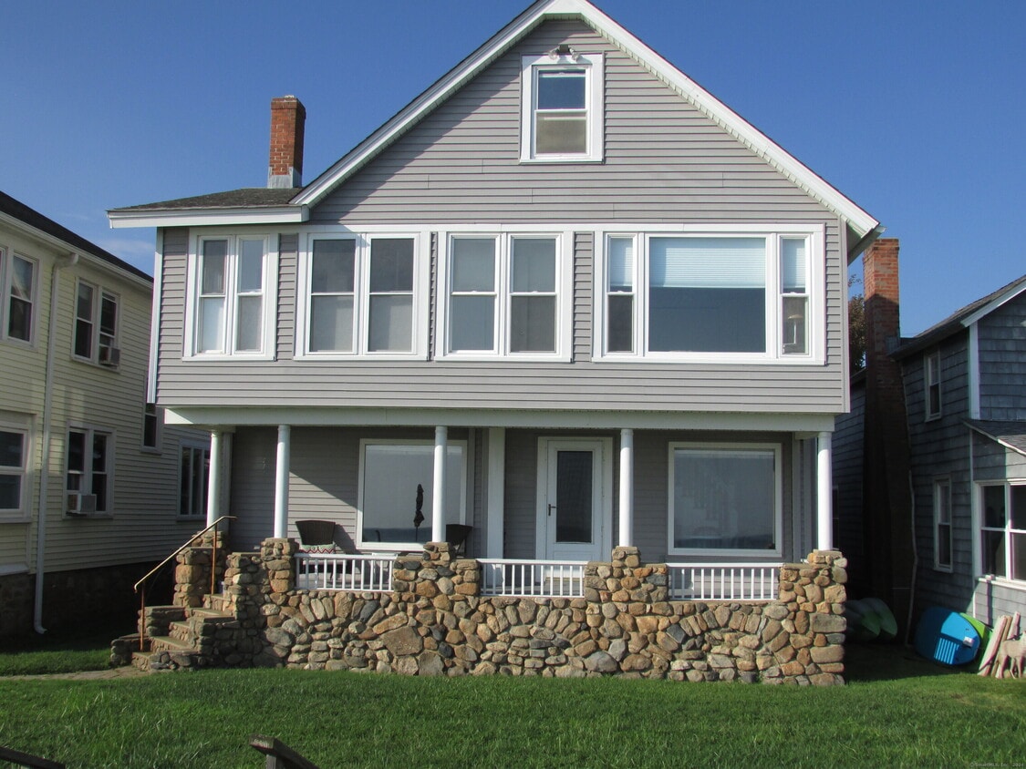 Primary Photo - 137 2nd Ave