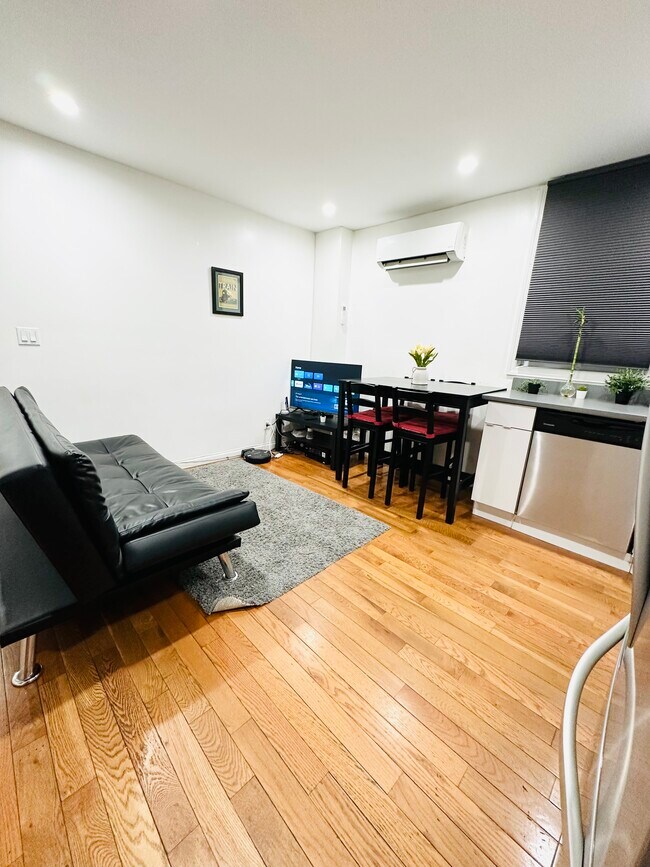 Foto del edificio - 40 Woodbine St