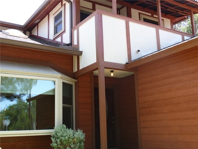 Building Photo - 5503 Thunderbird St