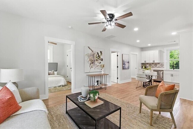 Foto del edificio - 1441 Ezra Church Dr NW