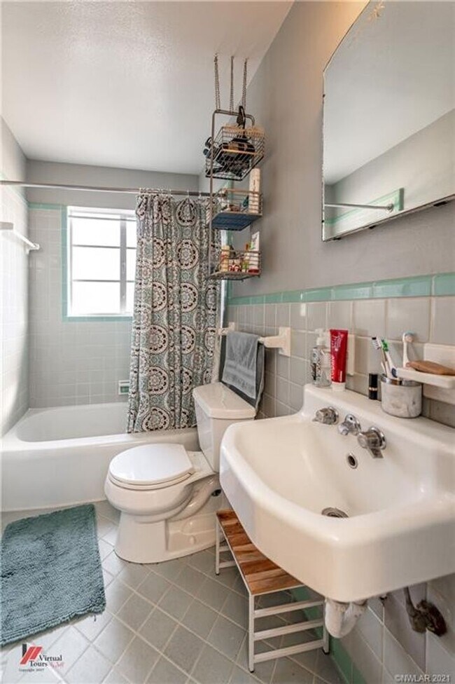 Foto del edificio - Newly Remodeled Anderson Island Rental