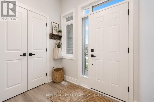 Building Photo - 24 Alan Williams Trl