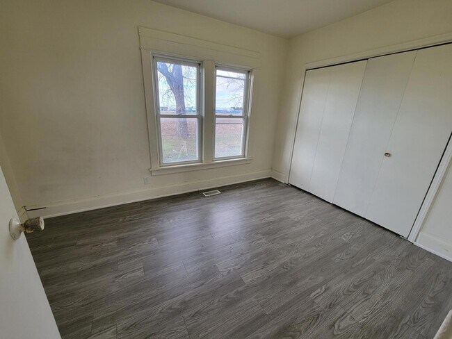 Foto del edificio - 2453 Mound Rd