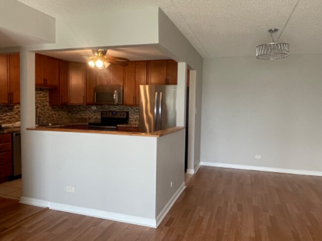 Foto del edificio - 375 Plum Creek Dr