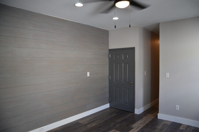 Foto del edificio - 339 N 6th St