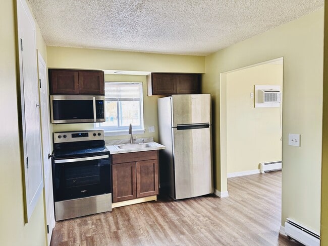 Kitchen + Pantry - 1522 Mount Hope Ave