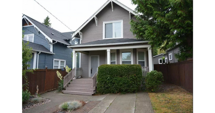 Building Photo - 2021 S 8th St