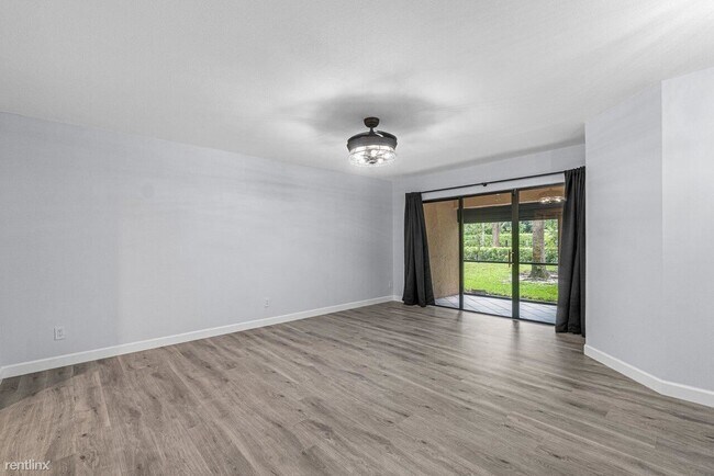 Foto del edificio - 2 br, 2 bath Condo - 17308 Boca Club Blvd ...