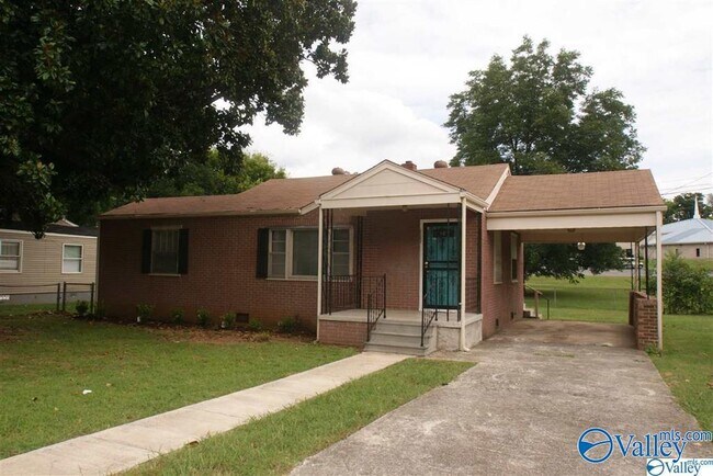 Building Photo - 2207 Hammond Ave