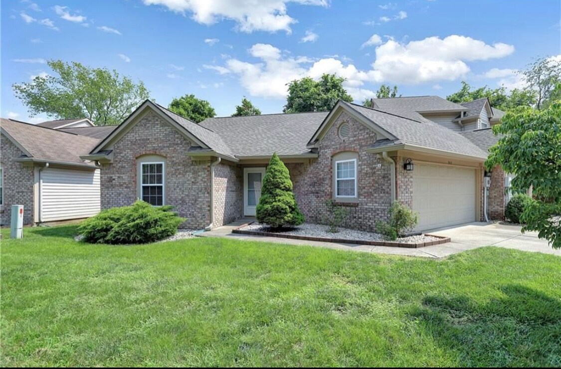 Foto principal - 949 Buffalo Run Way