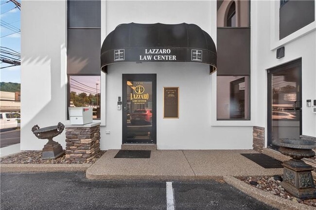 Building Photo - 7240 McKnight Rd