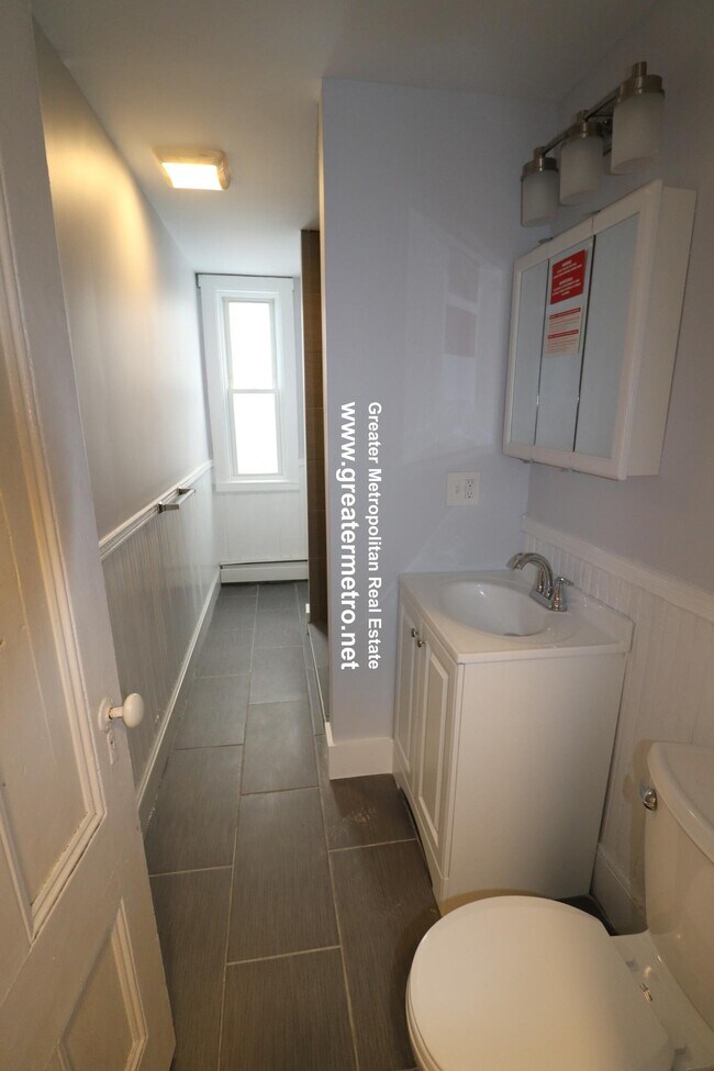 Building Photo - 67 G St
