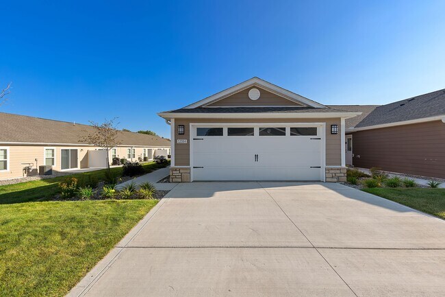 Foto del edificio - Redwood Hartland