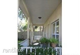 Building Photo - 2 br, 1 bath House - 4 Eastman Street