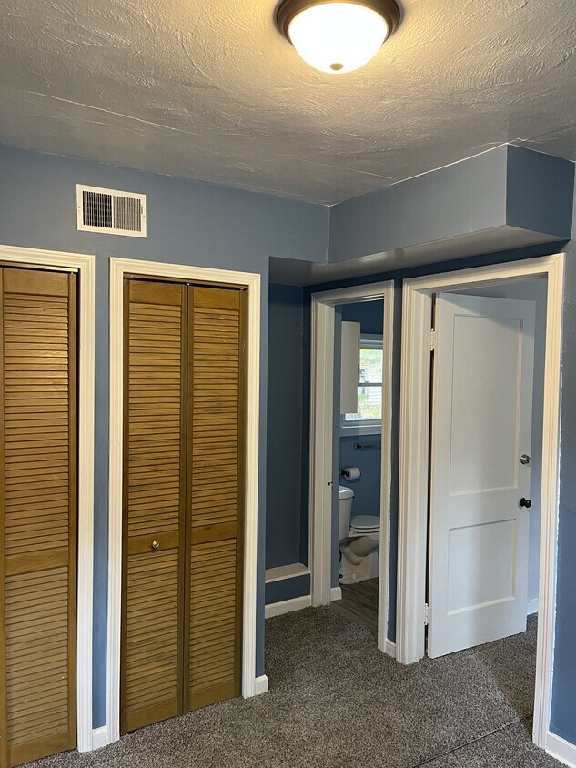 Foto principal - 1329 N Jenison Ave