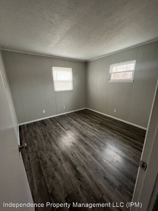 Foto del edificio - 2 br, 1 bath House - 4830 Vanguard Ave