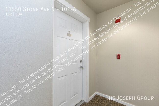 Building Photo - 11550 Stone Ave N
