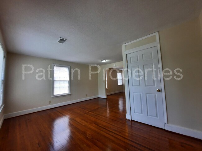 Foto del edificio - College Place Home