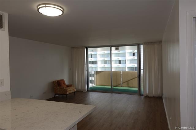 Building Photo - 1561 Kanunu St