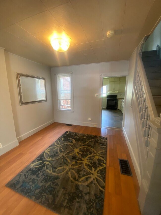 Foto del edificio - 843 Prangley Ave