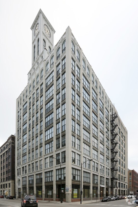 Tailor Lofts Apartments Chicago, IL