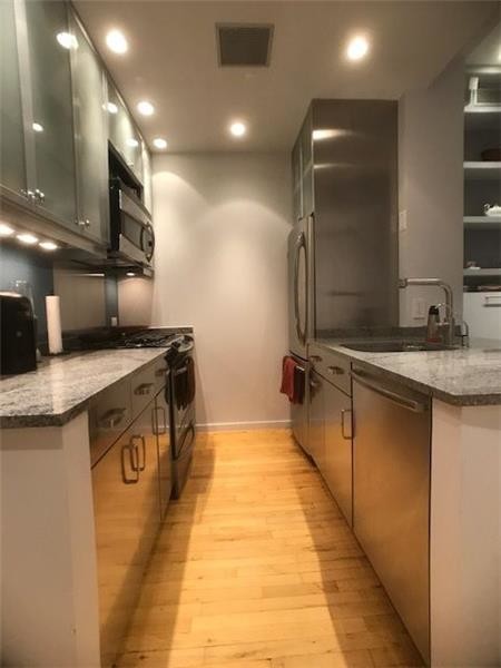 Foto del edificio - 257 W 18th St