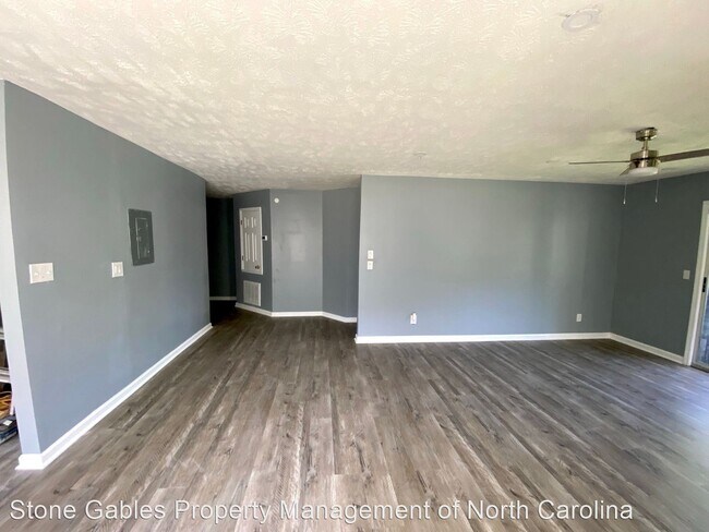 Foto del edificio - 3 br, 2 bath House - 1004-4 Brookhollow Dr