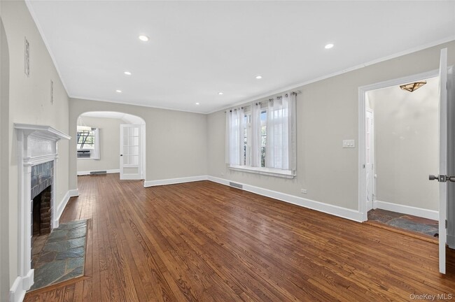 Photo - 108 La Rue Dr Townhome