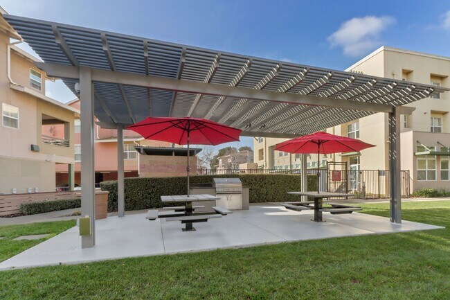 Foto del edificio - The Lexington Apartments