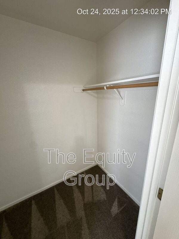 Foto del edificio - 1943 E Academy Ave