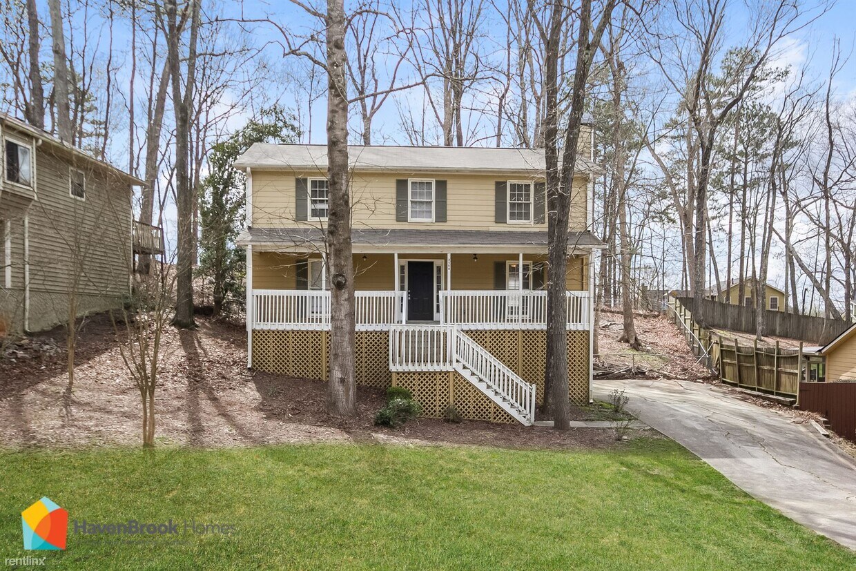 3 br, 2.5 bath House 3500 Quinn Ridge Drive House Rental in