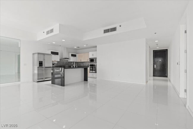 Foto del edificio - 4525 Dean Martin Dr