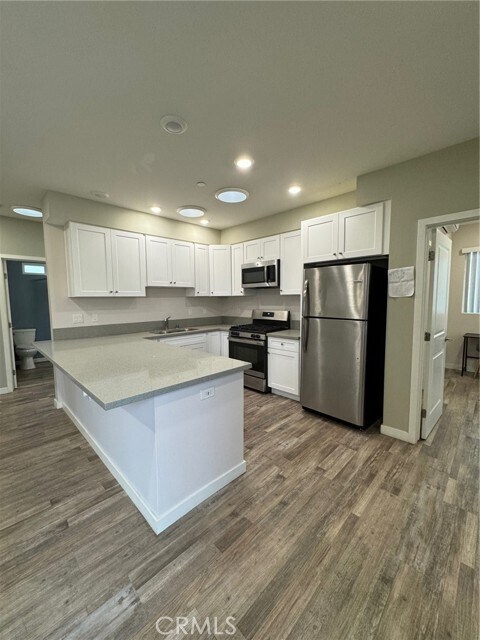 Foto del edificio - 621 Normandie Ave