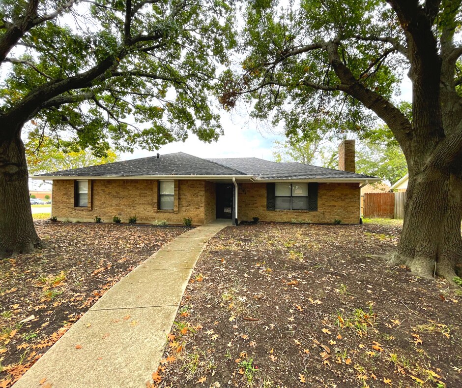 101 Hacienda Dr, Waxahachie, TX 75165 House Rental in Waxahachie, TX