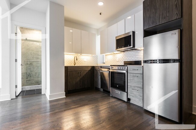 Building Photo - RENOVATED FENWAY 1 BED FOR 9/1 - GRANITE &...