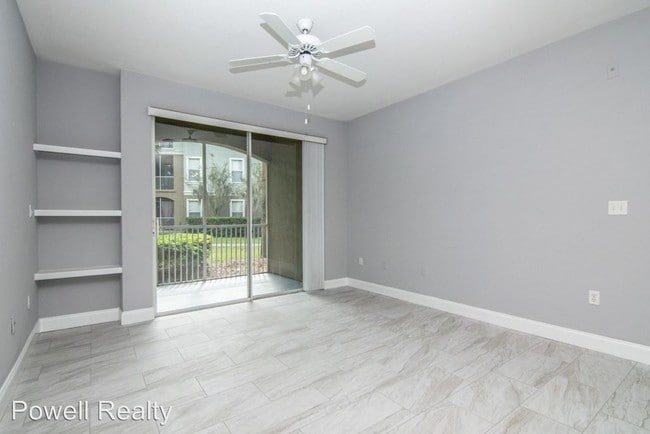 Foto del edificio - 5811 Legacy Crescent Pl