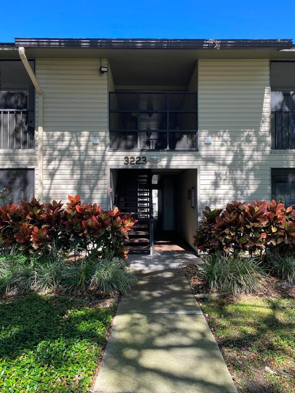 Foto principal - 3223 Fox Chase Cir