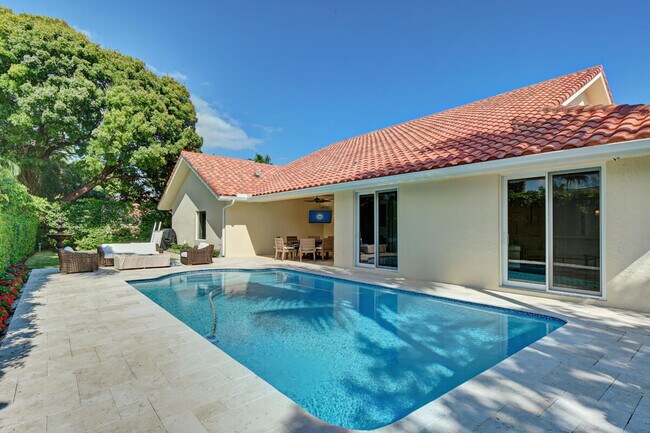 Foto del edificio - 2299 W Silver Palm Rd