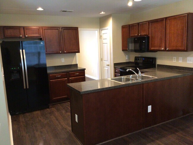 Foto del edificio - 3513 Galaxy Rd