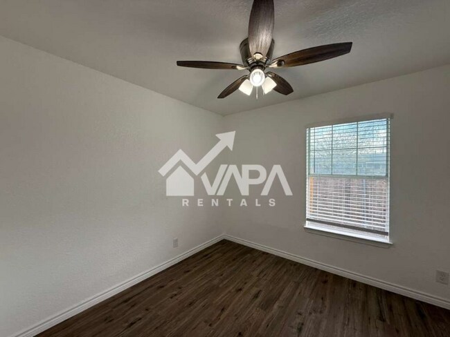 Foto del edificio - 2902 Woodcliffe St