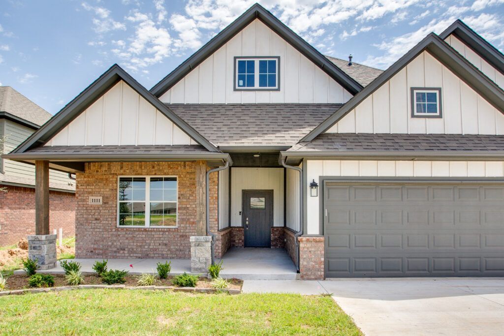 1111 Sawgrass Ln, Enid, OK 73703 House Rental in Enid, OK