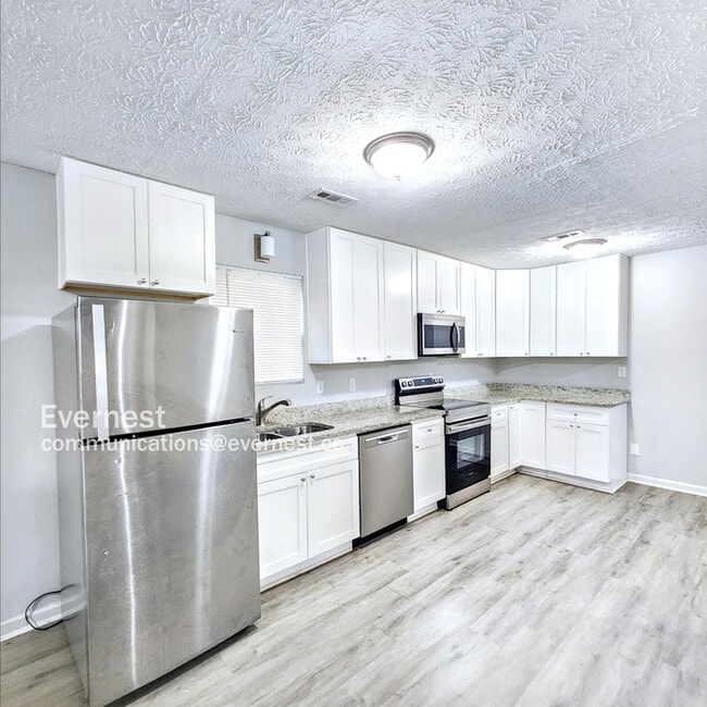Building Photo - 4015 Marshwood Trce