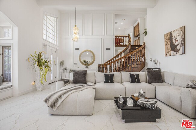 Foto del edificio - 6111 County Oak Rd